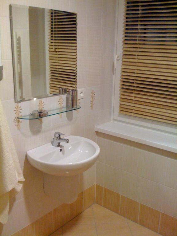 Nova Ponorka Martinske Hole Martinky Apartment Room photo